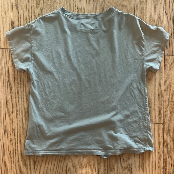 Mate the label green t - Picture 3 of 3